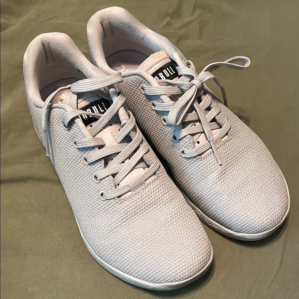 NOBULL White/gray Sneakers Minimalist Design